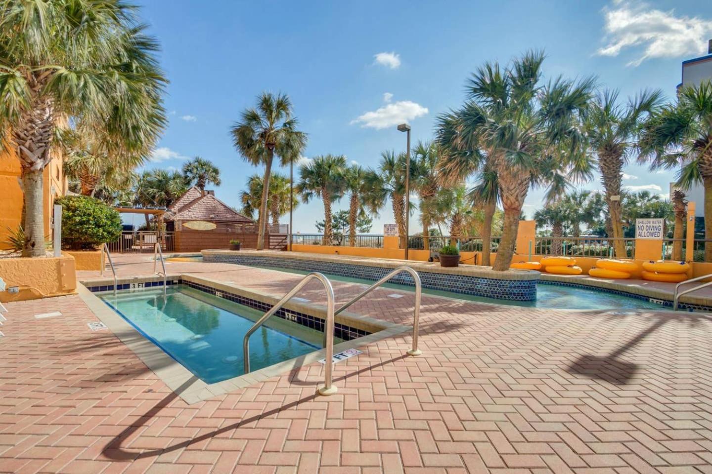 Oversized Ocean View Queen Suite With Beautiful Fireplace And Accents - Sleeps 4 Guests! Myrtle Beach Zimmer foto